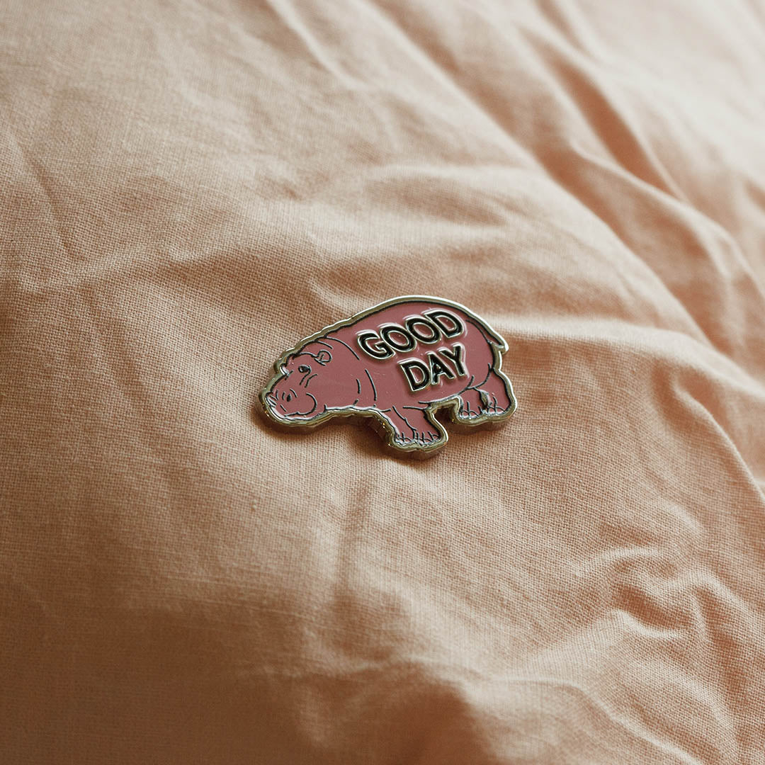 ピンズGOOD DAY HIPPO