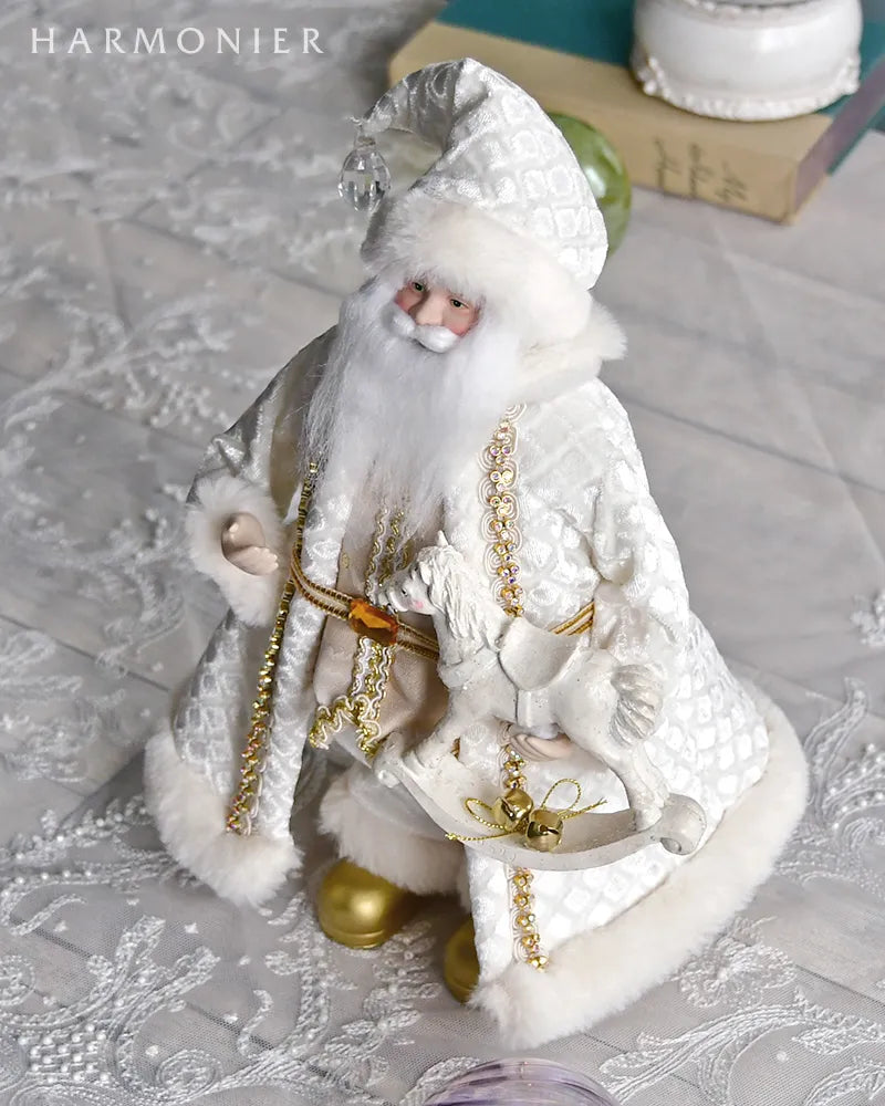 スモールサンタフィギュアホワイトロッキングホース