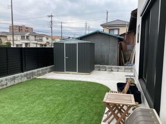 ユーロ物置　FRONT ENTRY