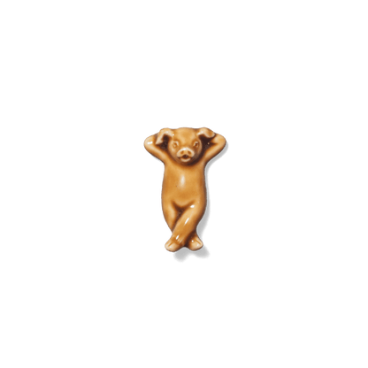 ブーちゃん　ごろ寝　箸置き　あおむけ キャラメル